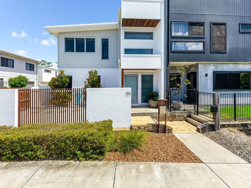123 Sunshine Cove Way, Maroochydore, Qld 4558 Property Details