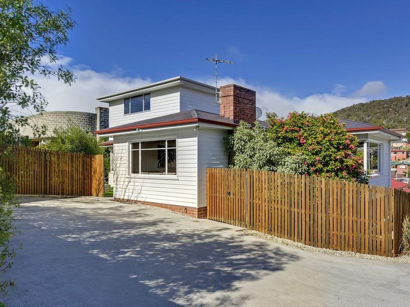 1/114 Gordons Hill Road, Lindisfarne, TAS 7015