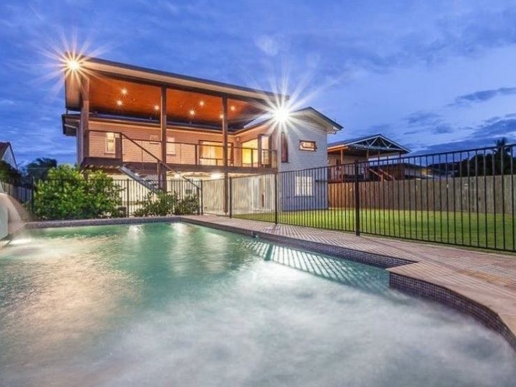 35 Turner Street, Scarborough, Qld 4020 Property Details