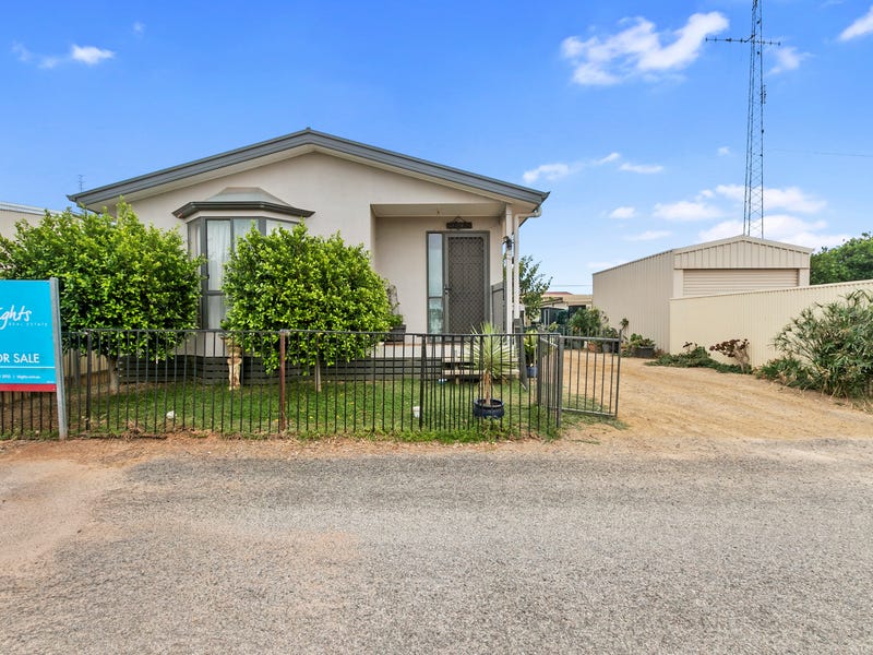 4 Marshall Street, Wallaroo, SA 5556 House for Sale