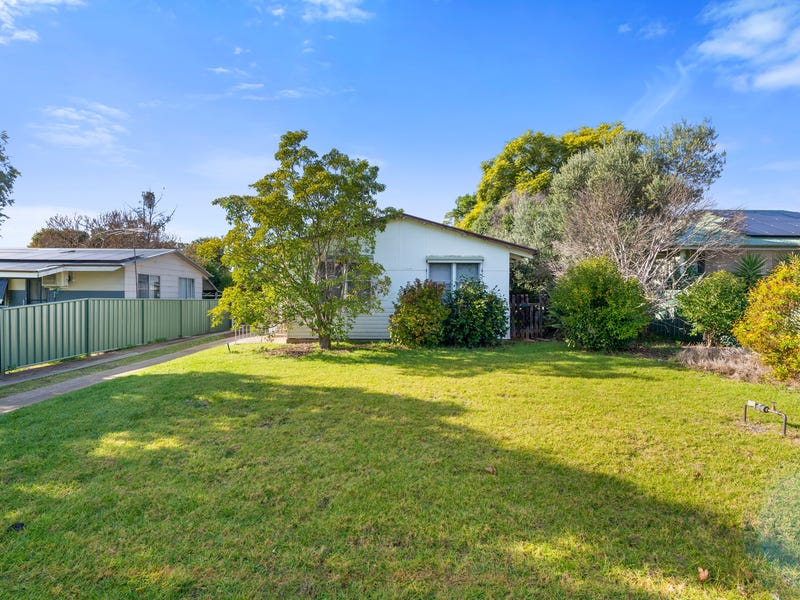 12 Chivell Street, Corowa, NSW 2646 House for Sale