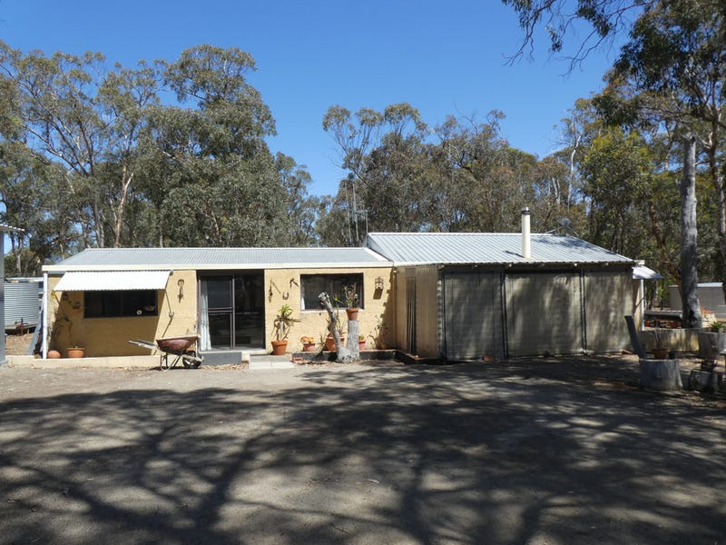 186 Wandoo Road, Kendenup, WA 6323 Property Details