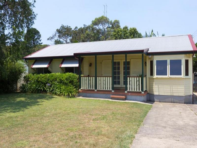 18 Griffiths Avenue, Floraville, NSW 2280 - Property Details