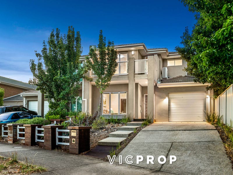 1/18 Lennon Boulevard, Point Cook, VIC 3030