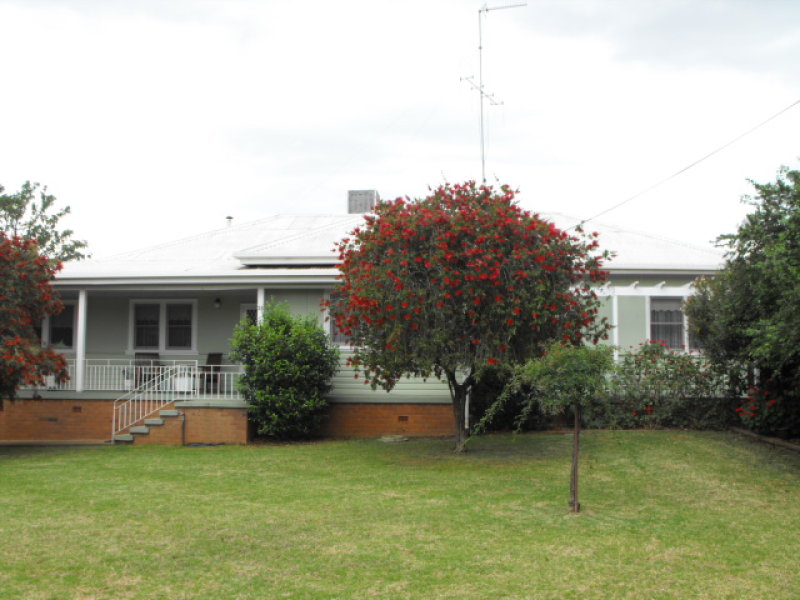 38 Mitchell Street, Parkes, NSW 2870 Property Details
