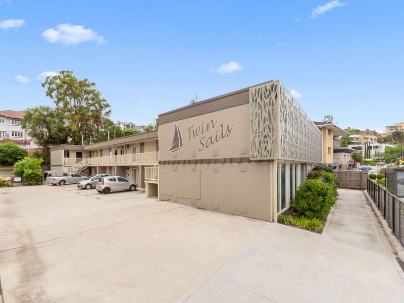 7/256 Kingsford Smith Drive, Hamilton, Qld 4007 Property Details