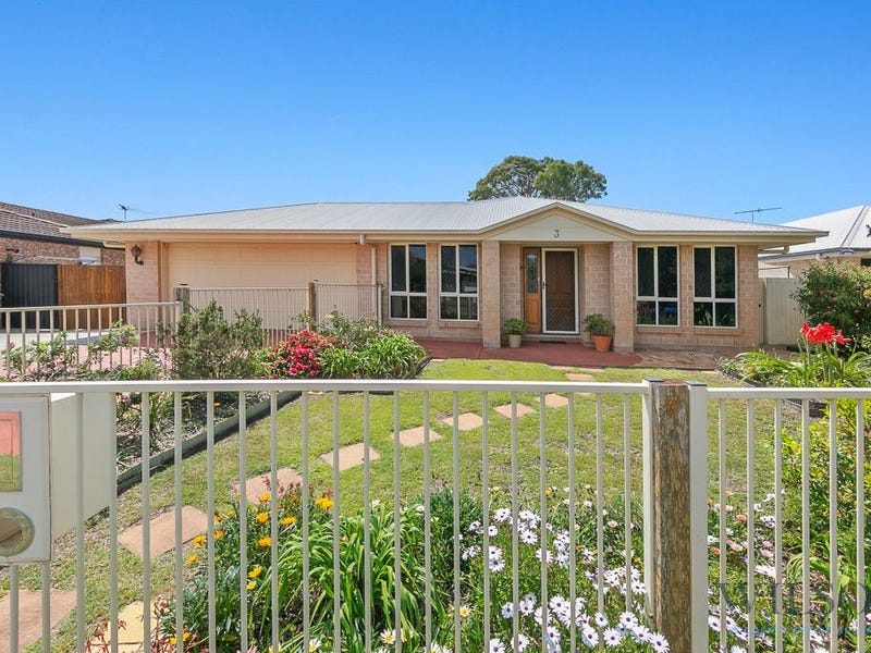 3 Dixon Court, Beachmere, Qld 4510