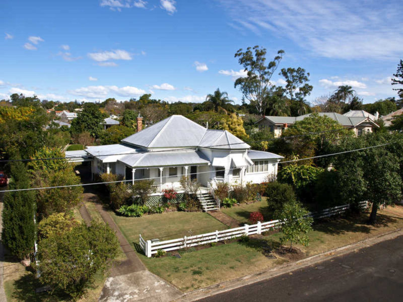 15 York Street, East Ipswich, QLD 4305 - realestate.com.au