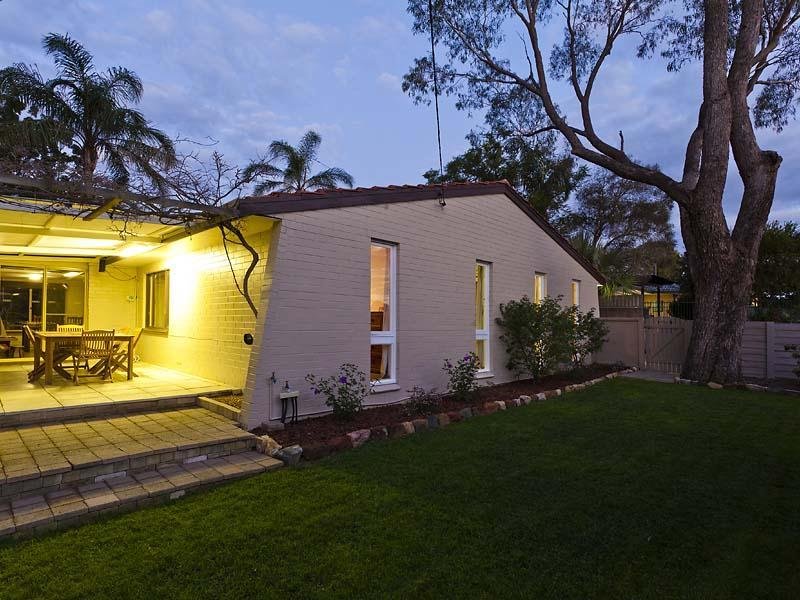 85 Connell Avenue, Kelmscott, WA 6111 Property Details