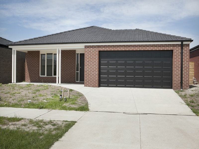 Lot 210 Goshawk Drive, Pakenham, Vic 3810 Property Details
