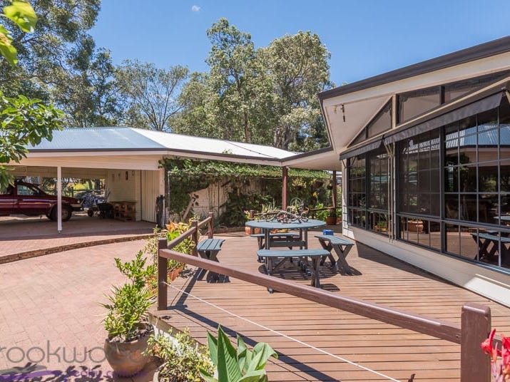 2 Ridge Road, Glen Forrest, WA 6071