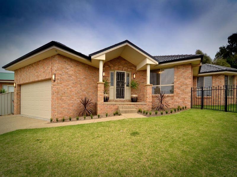 37 Mountain Way, Lavington, NSW 2641 Property Details