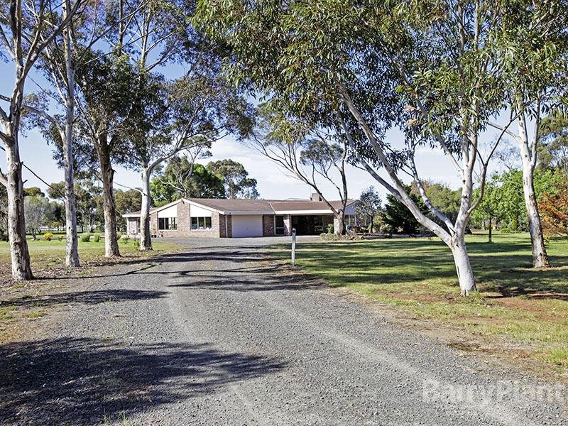 70 Narraburra Road, Little River, VIC 3211