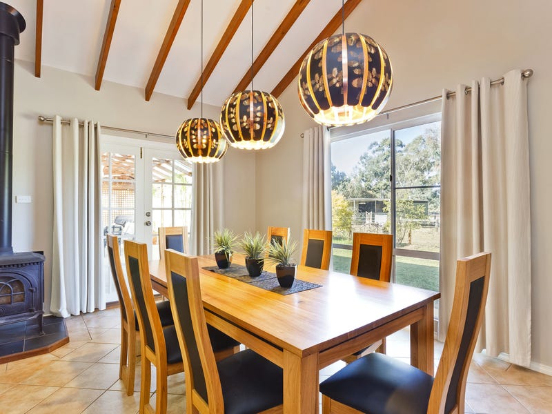 13 Devon Court, Oakford, WA 6121