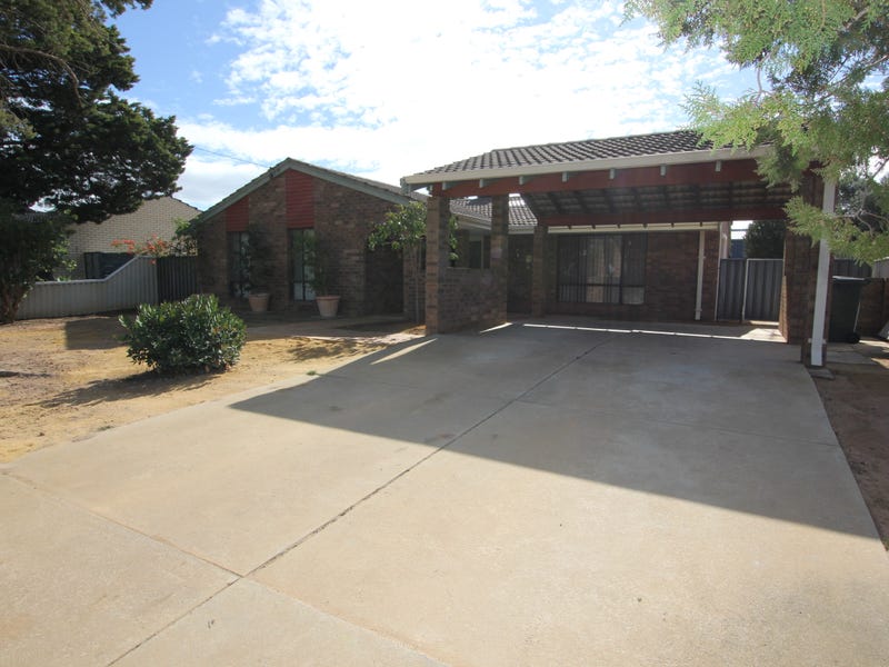 8 Cowan Way, Merredin, WA 6415