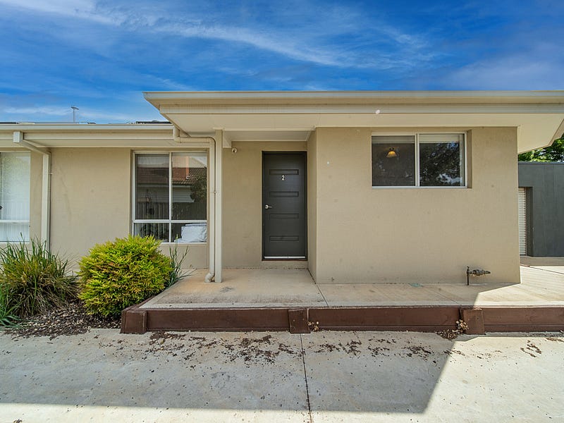 2/48 Panton Street, Golden Square, VIC 3555