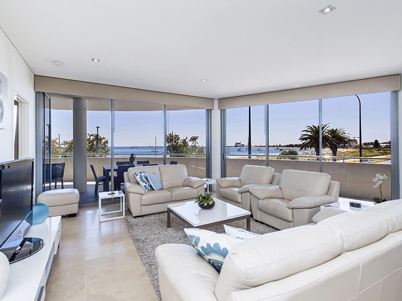 6/91 Esplanade, Rockingham, WA 6168 Property Details