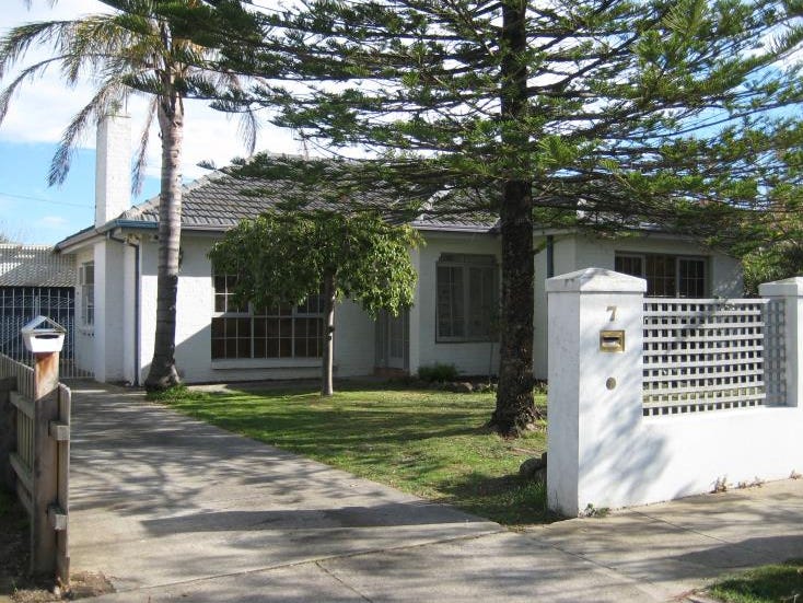 7 Marlborough Street Bentleigh East Vic 3165