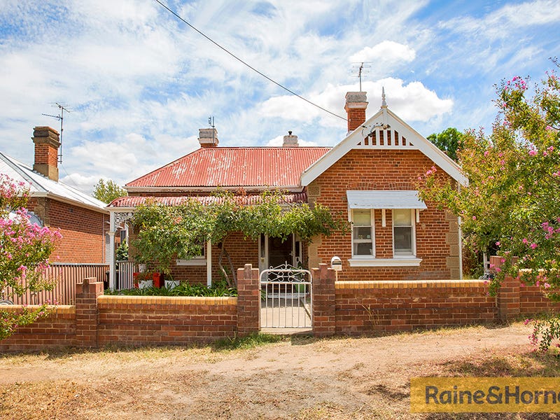 52 White Street, East Tamworth, NSW 2340