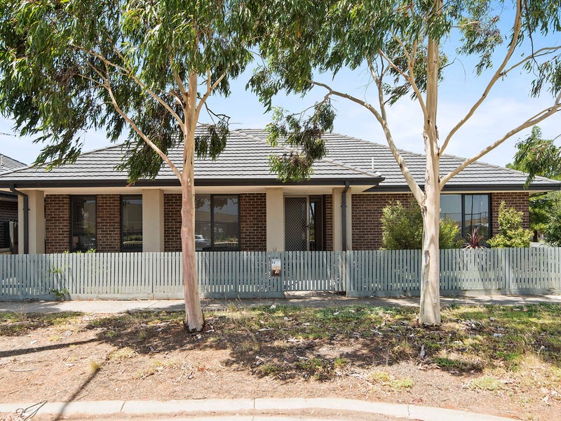 54 St Arnaud Road, Eynesbury, Vic 3338 Property Details