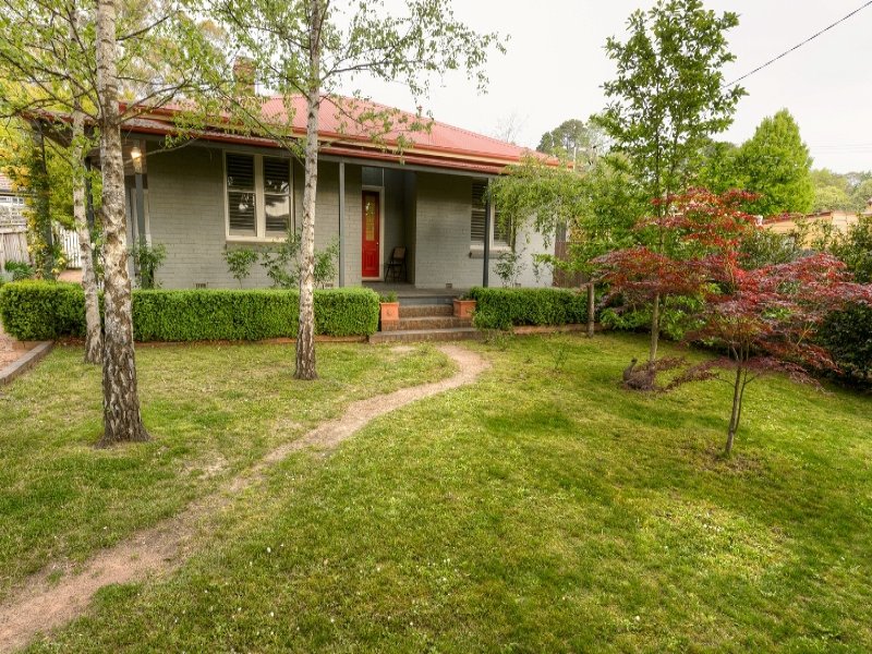 14 Holly Street, Bowral, NSW 2576 Property Details