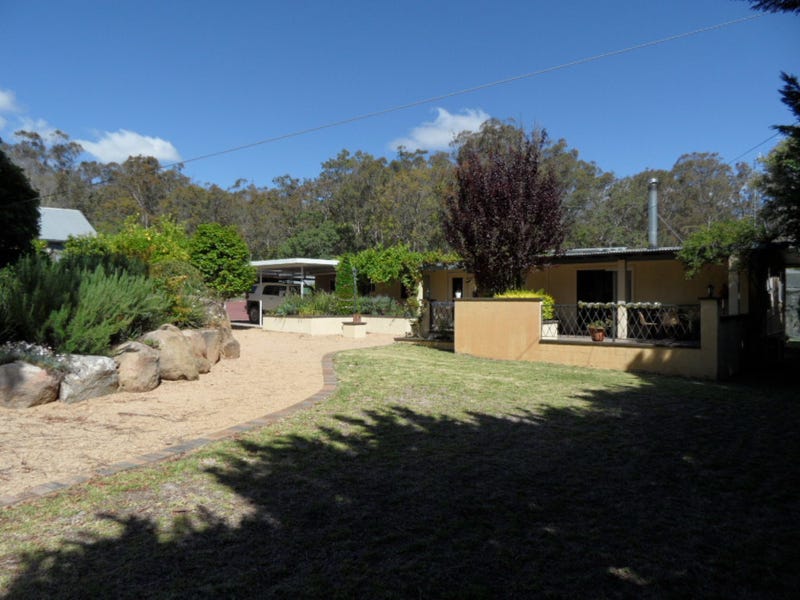 146 Barnes Road, Applethorpe, QLD 4378