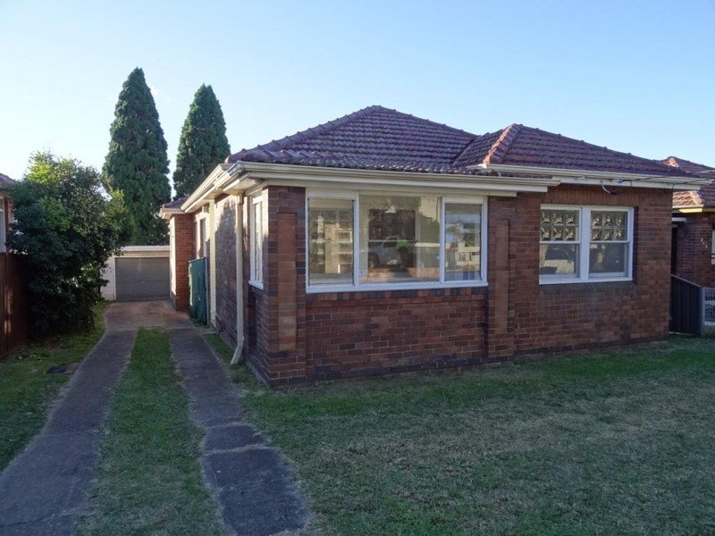 16 Chisholm Avenue, Clemton Park, NSW 2206