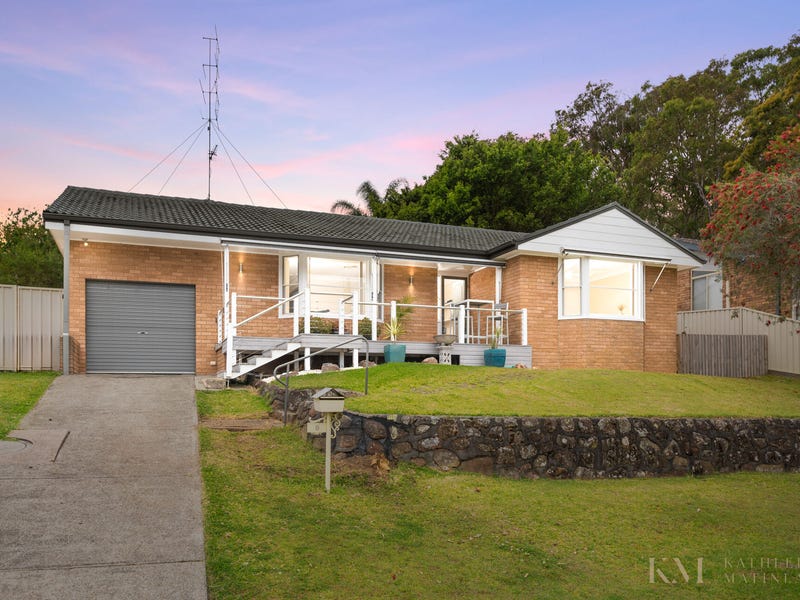 9 Helmsdale Drive, Valentine, NSW 2280 House for Sale