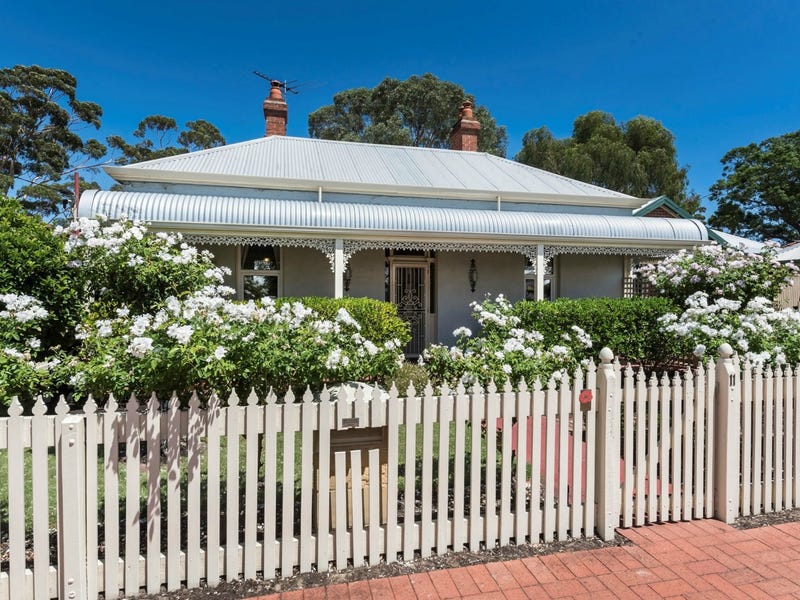 11 Stephen Street, Guildford, WA 6055 Property Details