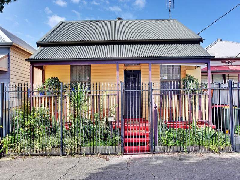 1 Lewis St, Islington, NSW 2296 Property Details