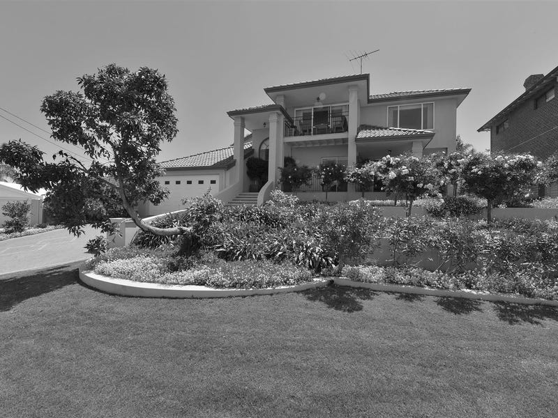 12 Muir Place, Halls Head, WA 6210