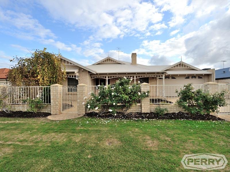 17 Peron Place, San Remo, WA 6210
