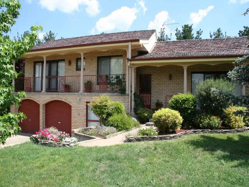 19 Amos Avenue, Blayney, NSW 2799 Property Details