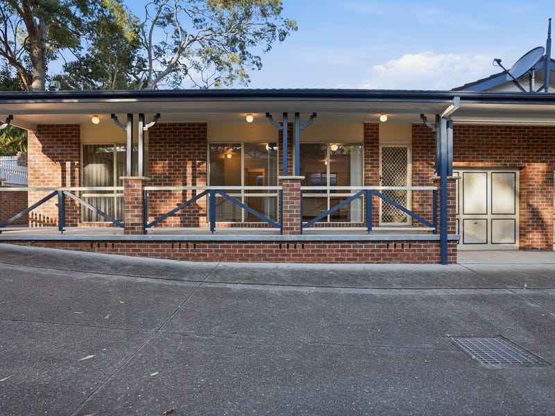 Tacking Point 2 Bedroom Properties for Sale in Caves Beach, NSW 2281 (+8 locations ...