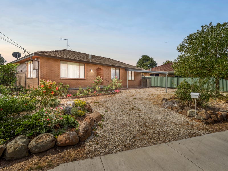 12 Prince Street, Sebastopol, Vic 3356 House for Rent