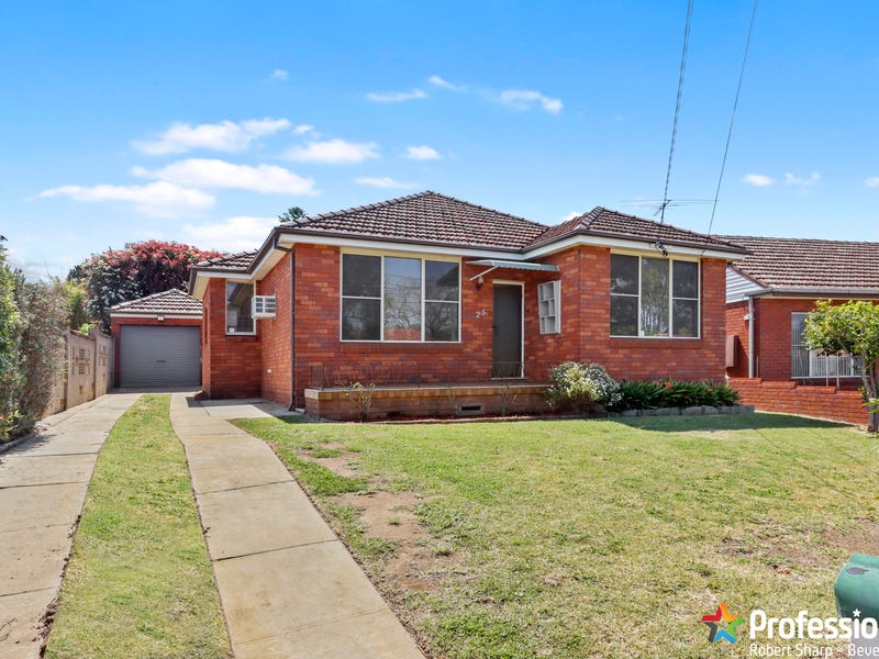 25 Bell Avenue, Beverly Hills, NSW 2209