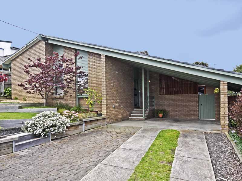 288 Mt Pleasant Road, Highton, Vic 3216 Property Details