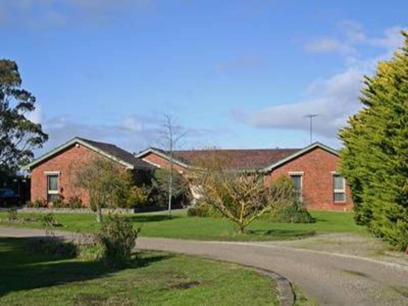 31 Cherry Lane, Gisborne, Vic 3437 Property Details