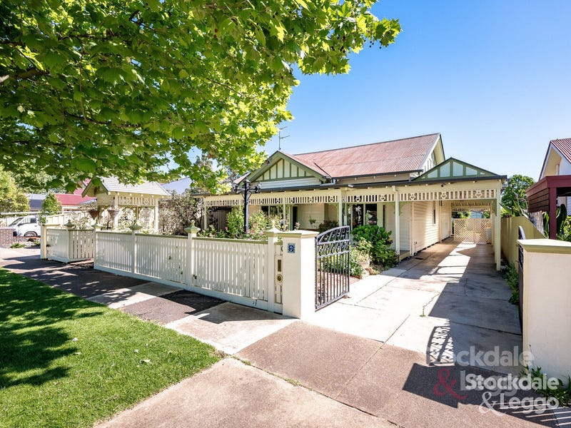 9 Corio Avenue, Shepparton, Vic 3630 House for Sale