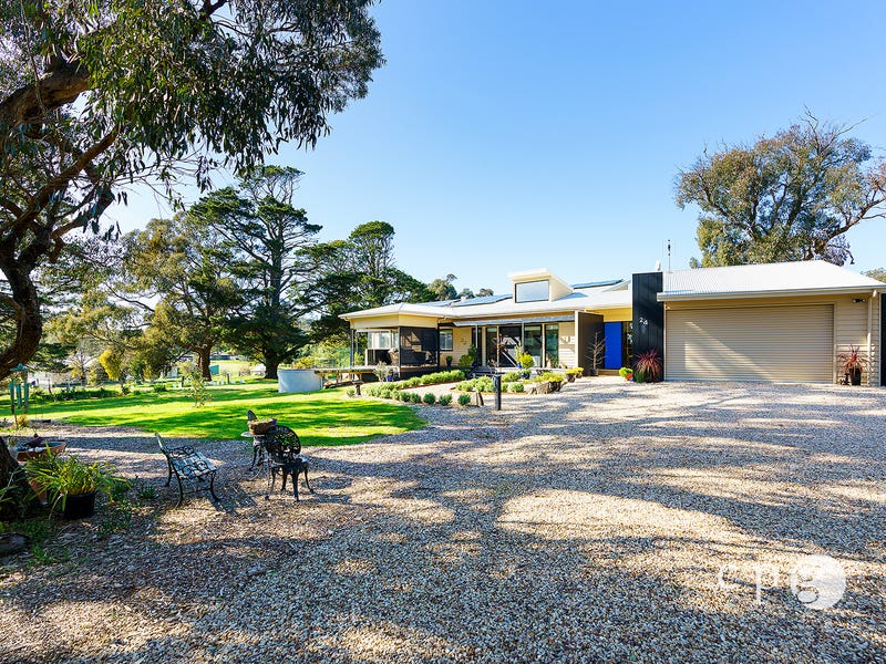 24 Gilbert Street, Elphinstone, Vic 3448 Property Details