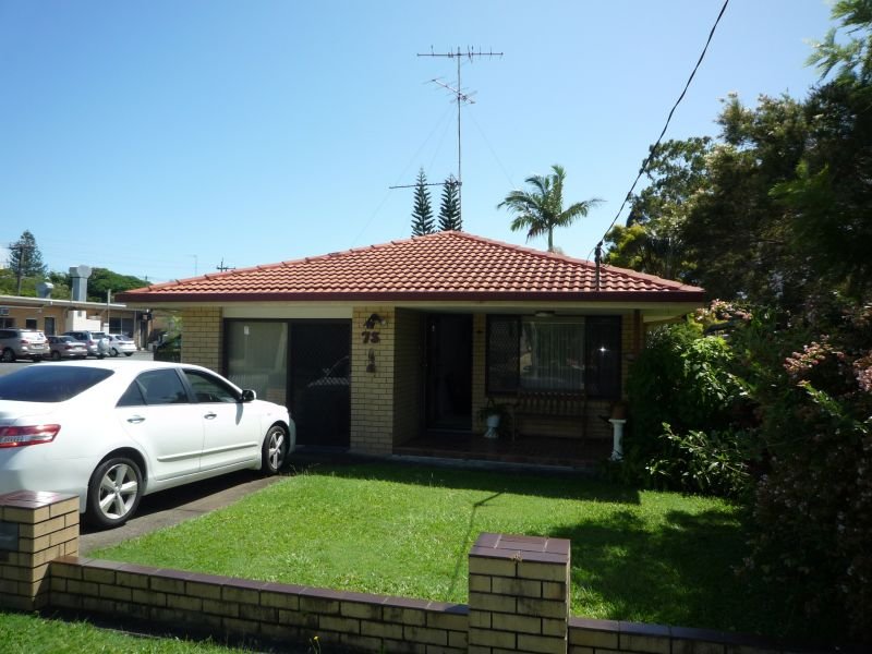 73 Central Street, Labrador, Qld 4215 Property Details