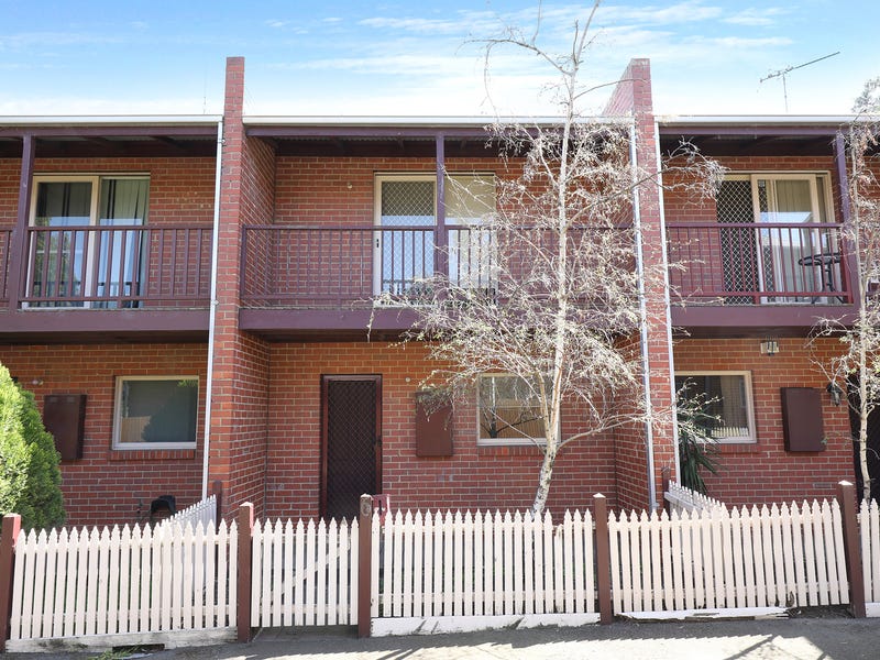 6 Peppercorn Walk, Kensington, Vic 3031