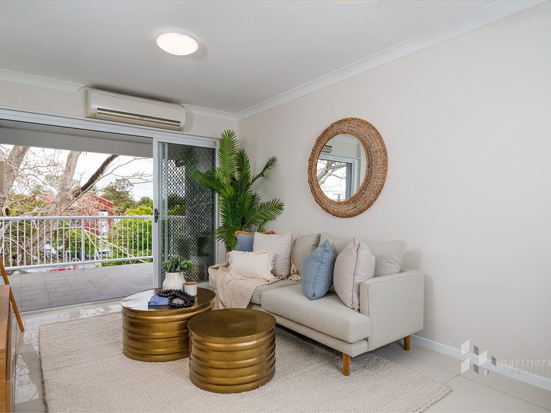 7-12-lake-street-yeronga-qld-4104-property-details