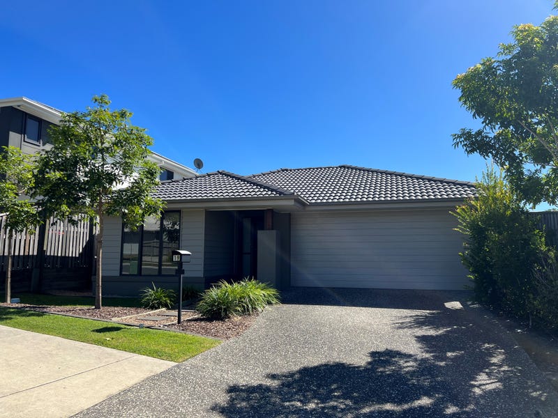 19 Woodline Drive, Spring Mountain, QLD 4300