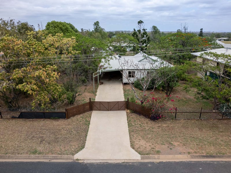 17 Conran Street, Capella, QLD 4723