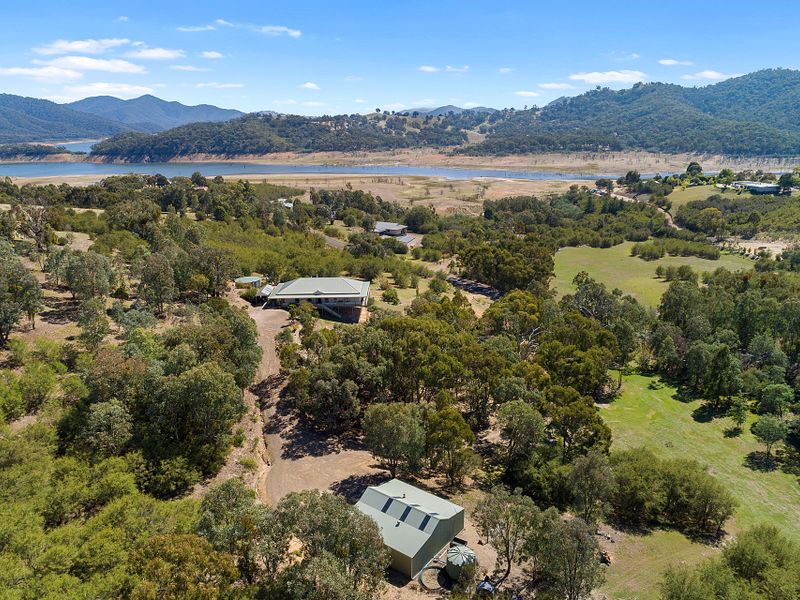 17 Howqua Point Road, Howqua Inlet, VIC 3723