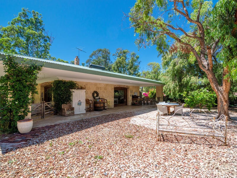 Real Estate & Property for Sale in 52 Moondyne Trail, Gnangara, WA 6077