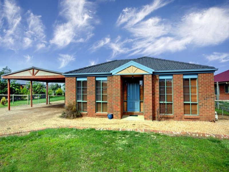 58 TOOTLE STREET, Kilmore, Vic 3764 Property Details