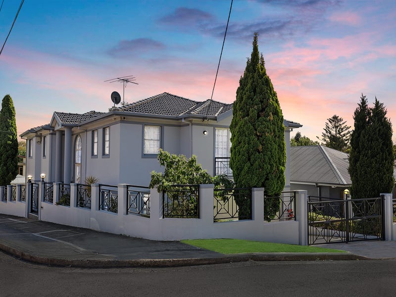 Houses for Sale in Earlwood, NSW 2206