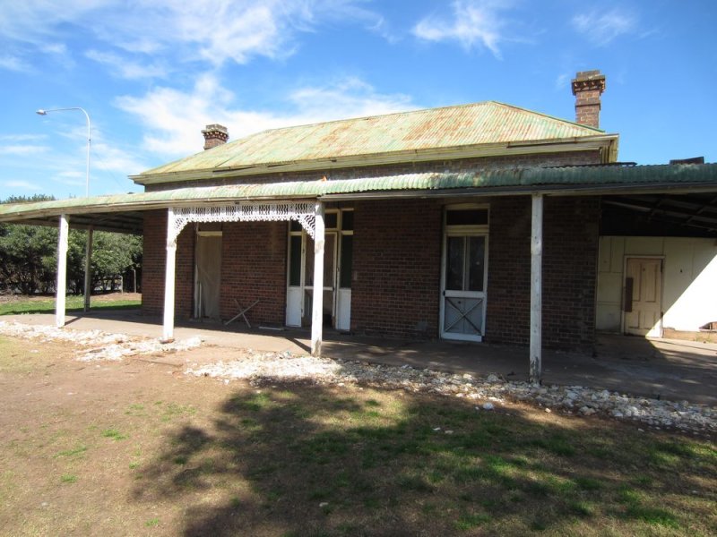 162 Camp Street, Temora, NSW 2666 - Property Details